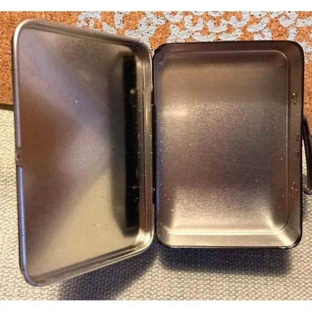 Vintage Barbie 40th Anniversary Mini Tin Lunch Box 1997 Hallmark Mattel 1959-99